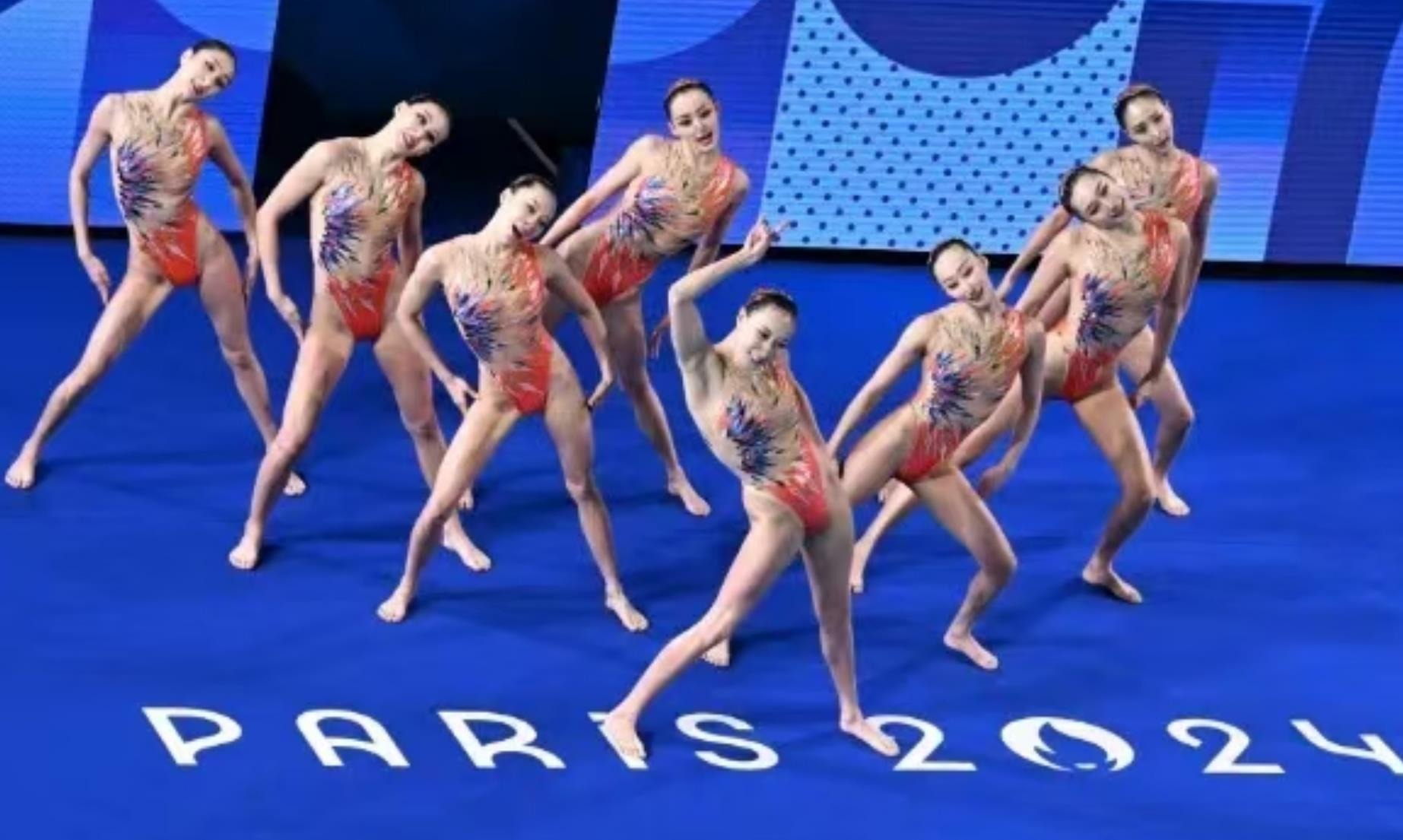 [中超]古尔芬克尔下底传中 费利佩强硬对抗推射得手